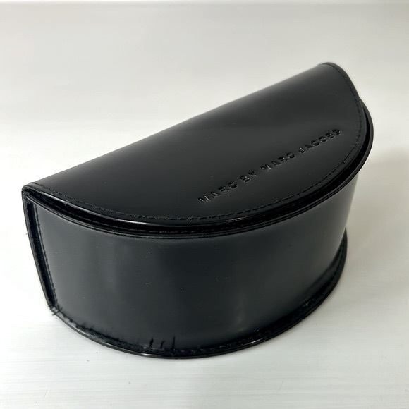 Marc by Marc Jacobs 🖤 Black Magnetic Closure Empty Replacement Sunglass Case - Picture 1 of 16